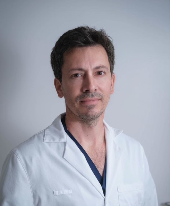 Dr. Vicente J. López O'Rourke, médico rehabilitador, fundador de la consulta de ondas de choque focales en Tenerife